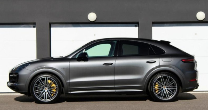 Porsche Cayenne Coupé Turbo S E-Hybrid 680ch | PDLS+ HUD BOSE ALCANTARA PANO 2023 - photo n°2 Porsche Cayenne Coupé Turbo S E-Hybrid 680ch | PDLS+ HUD BOSE ALCANTARA PANO  occasion à Sainte-Croix-en-Plaine - photo n°2